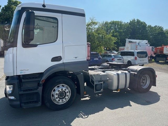 Mercedes-Benz Actros MB 1843 Kipphyd. vorbereitung und ADR - Tracteur routier: photos 4 Mercedes-Benz Actros MB 1843 Kipphyd. vorbereitung und ADR - Tracteur routier: photos 4
