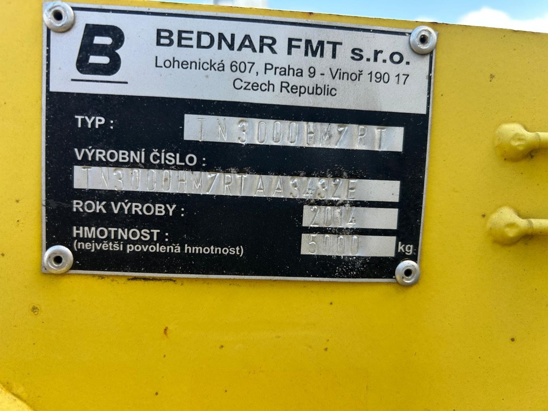 Bednar TN 3000 HM7RT - Bineuse: photos 4 Bednar TN 3000 HM7RT - Bineuse: photos 4