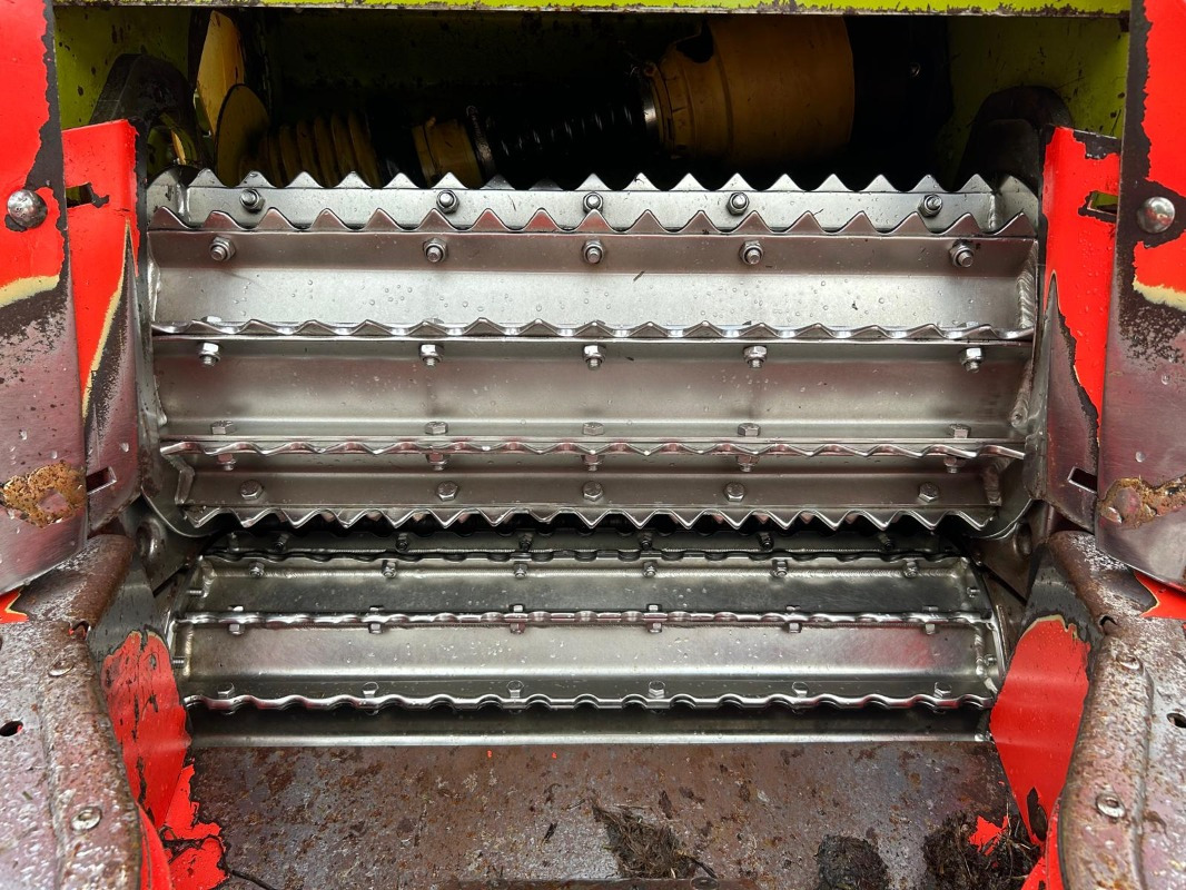 CLAAS Jaguar 890 mit Kemper 360 und PU - crédit-bail CLAAS Jaguar 890 mit Kemper 360 und PU: photos 43