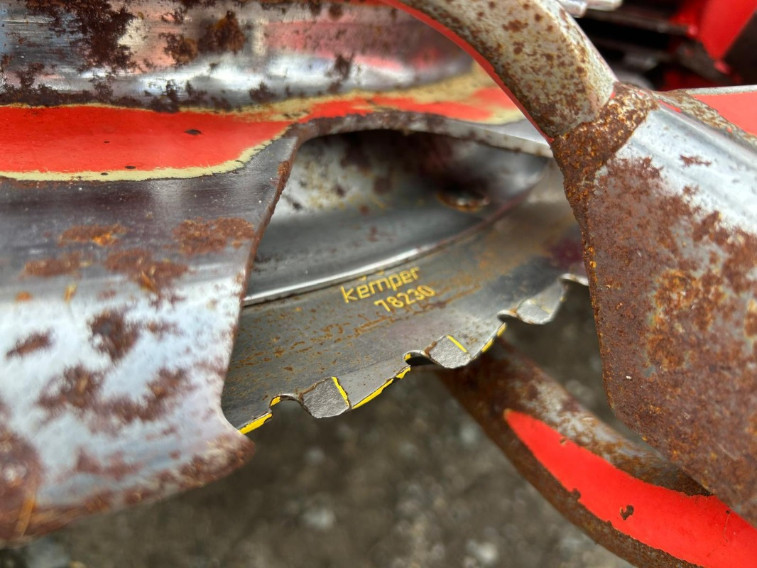 CLAAS Jaguar 890 mit Kemper 360 und PU - crédit-bail CLAAS Jaguar 890 mit Kemper 360 und PU: photos 41