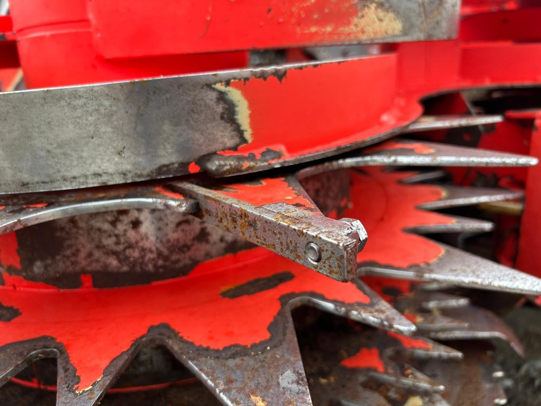 CLAAS Jaguar 890 mit Kemper 360 und PU - crédit-bail CLAAS Jaguar 890 mit Kemper 360 und PU: photos 45