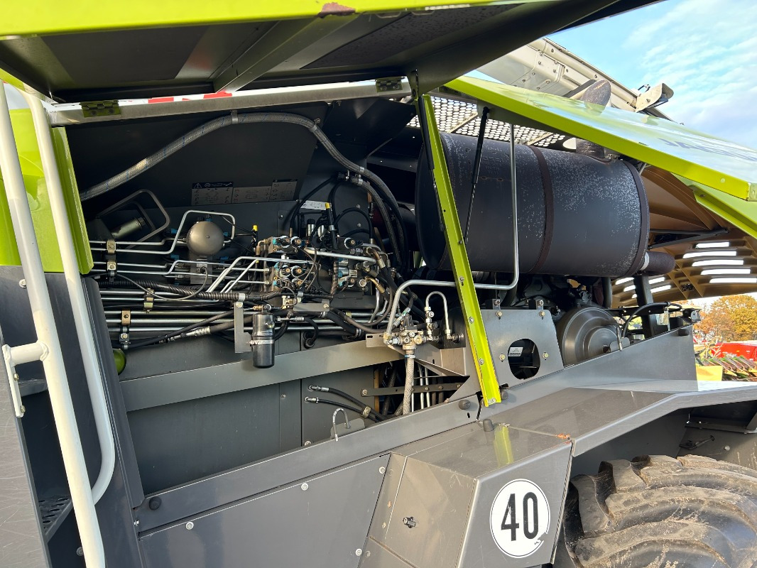 CLAAS Jaguar 890 mit Kemper 360 und PU - crédit-bail CLAAS Jaguar 890 mit Kemper 360 und PU: photos 17