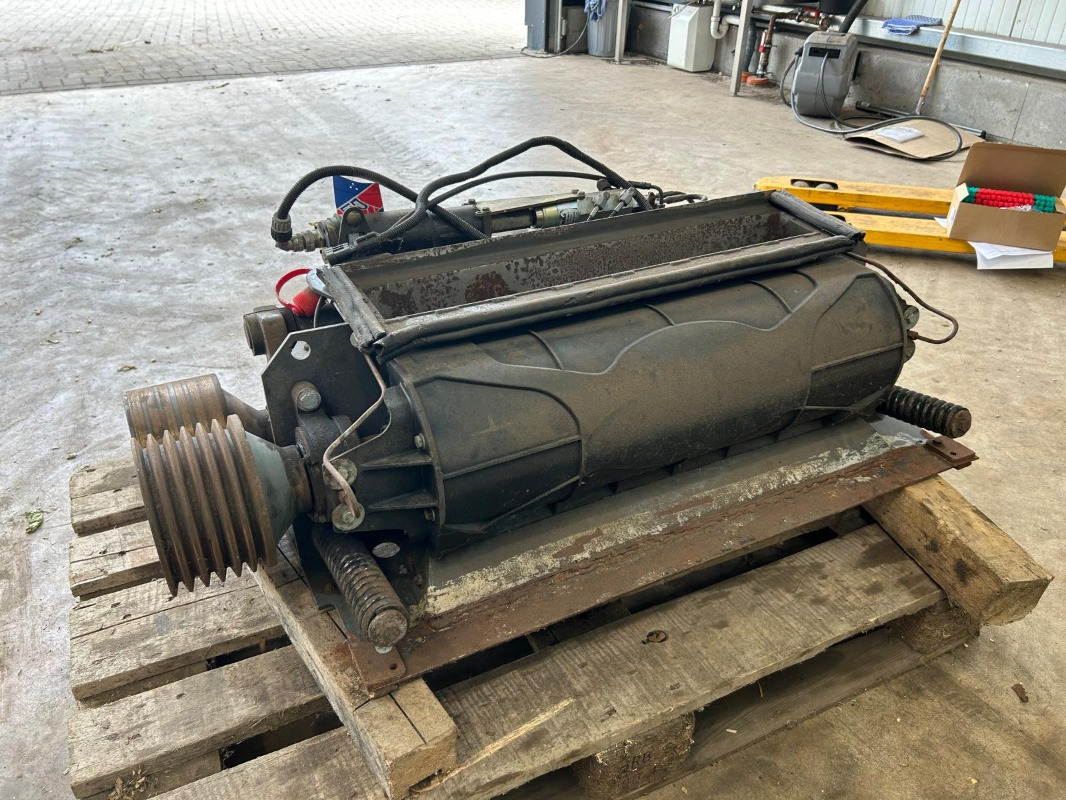 CLAAS Jaguar 890 mit Kemper 360 und PU - crédit-bail CLAAS Jaguar 890 mit Kemper 360 und PU: photos 28