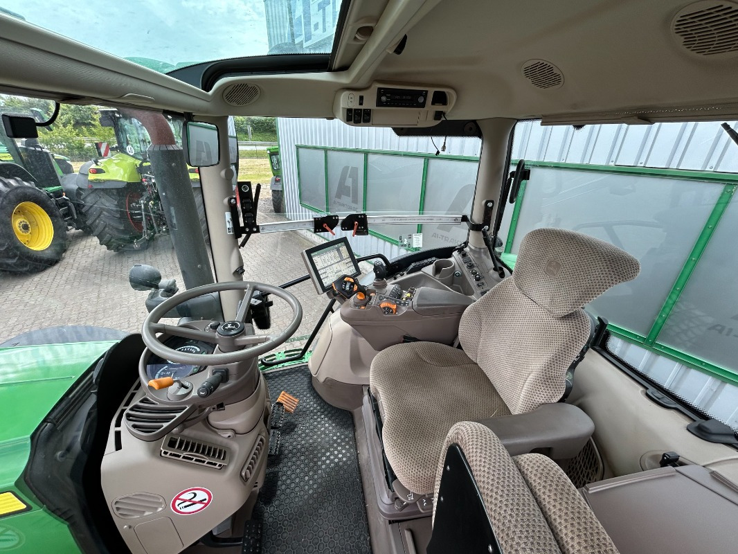 John Deere 6155R - Tracteur agricole: photos 2 John Deere 6155R - Tracteur agricole: photos 2