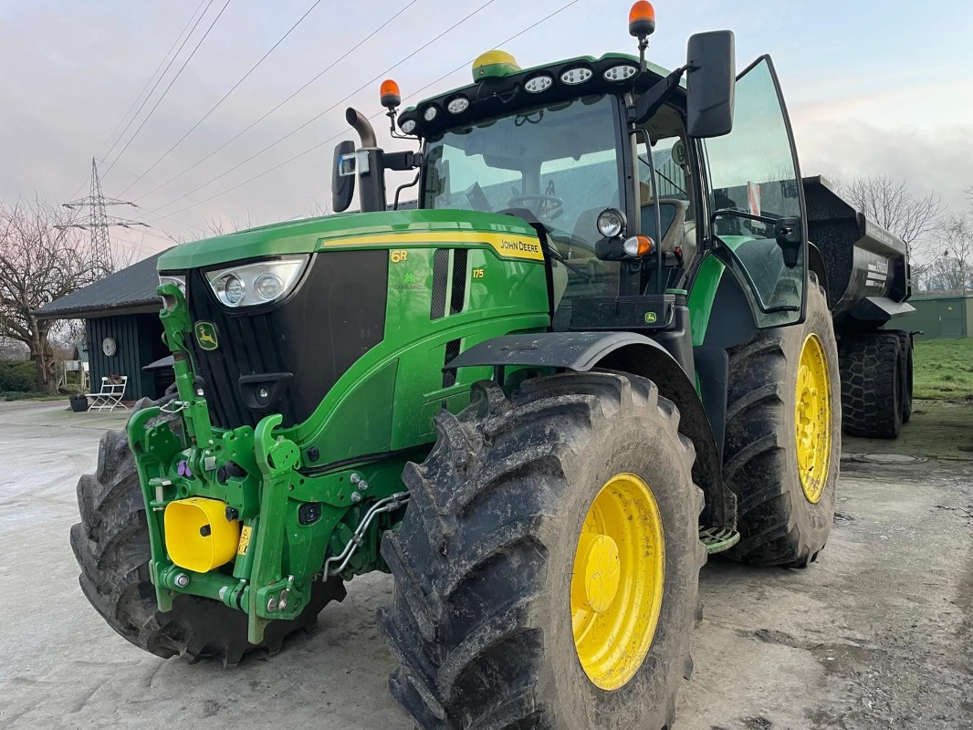 John Deere 6R 175 - Tracteur agricole: photos 1 John Deere 6R 175 - Tracteur agricole: photos 1