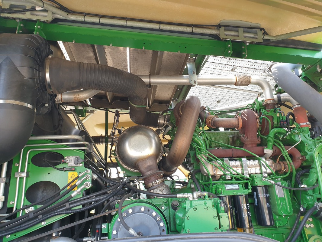 John Deere 8500 - Matériel de récolte: photos 4 John Deere 8500 - Matériel de récolte: photos 4