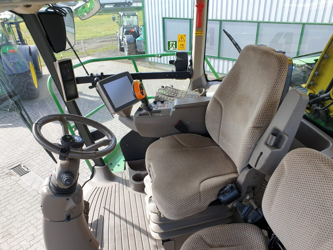John Deere 9900 - Matériel de récolte: photos 5 John Deere 9900 - Matériel de récolte: photos 5