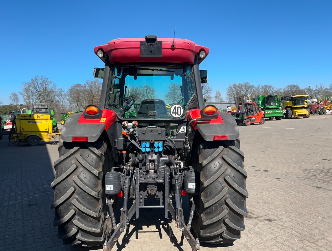 McCormick T 90 - Tracteur agricole: photos 3 McCormick T 90 - Tracteur agricole: photos 3