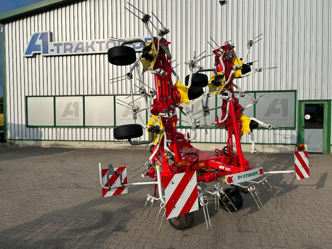 Faneuse Pöttinger HIT 8.91: photos 6 Faneuse Pöttinger HIT 8.91: photos 6