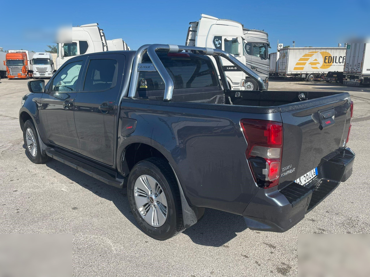 ISUZU D-MAX - Pick-up: photos 5 ISUZU D-MAX - Pick-up: photos 5