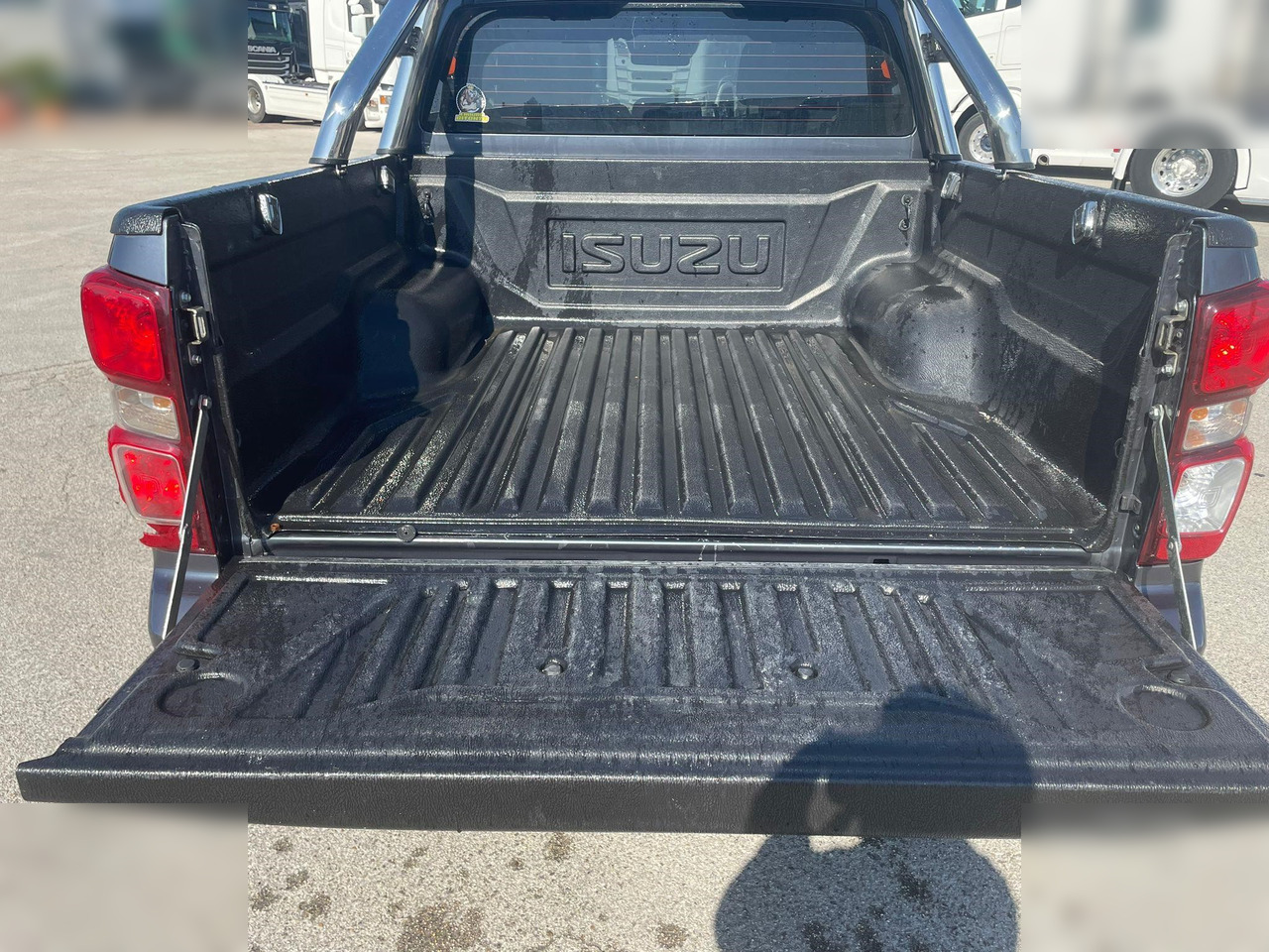 ISUZU D-MAX - Pick-up: photos 4 ISUZU D-MAX - Pick-up: photos 4