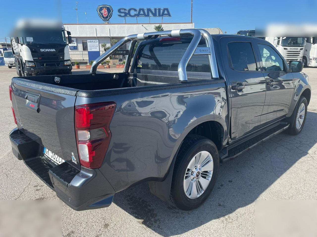 ISUZU D-MAX - Pick-up: photos 3 ISUZU D-MAX - Pick-up: photos 3
