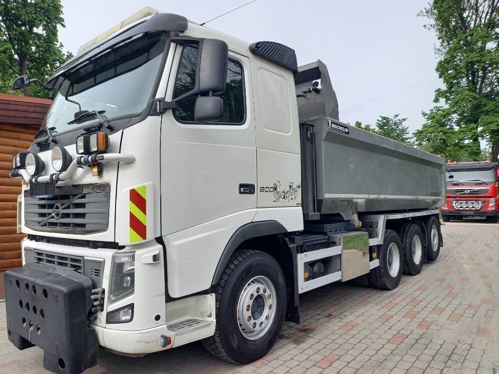 Volvo FH 16, 8x4 , RETARDER, BIG AXLES, GW 39500KG - Camion benne: photos 1 Volvo FH 16, 8x4 , RETARDER, BIG AXLES, GW 39500KG - Camion benne: photos 1