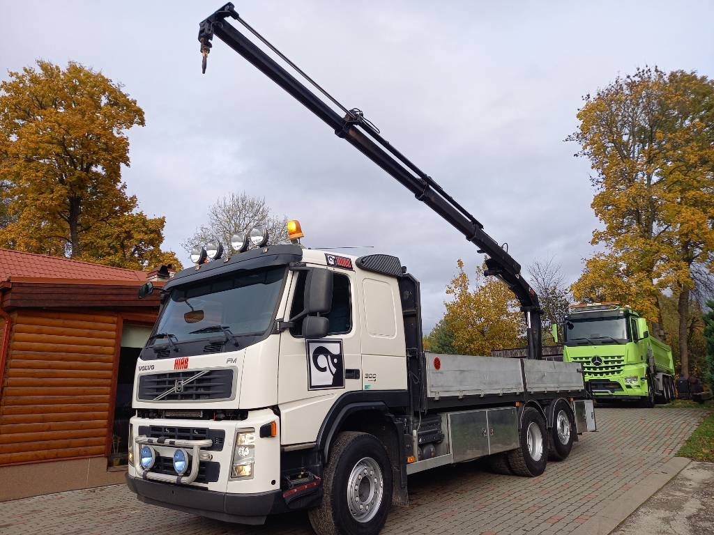 Volvo FM 300, 6x2, HIAB CRANE - Camion grue: photos 1 Volvo FM 300, 6x2, HIAB CRANE - Camion grue: photos 1