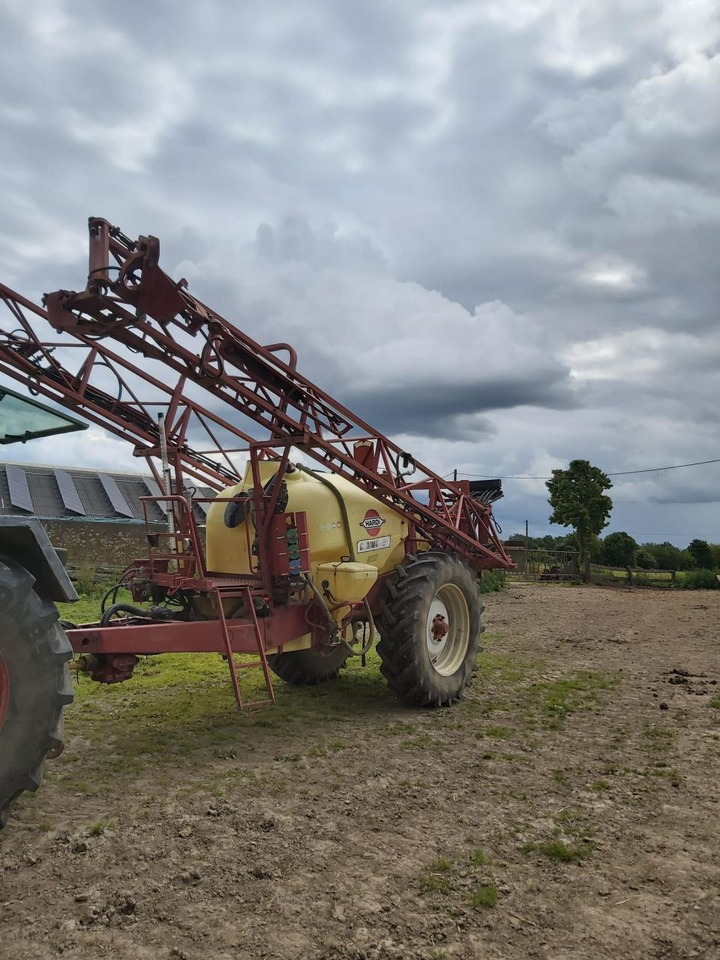 Pulvérisateur traîné Hardi Commander 4200: photos 1