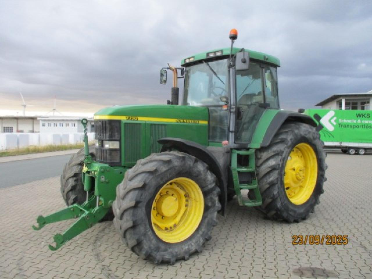 John Deere 7710 TLS Krichgang - Tracteur agricole: photos 1 John Deere 7710 TLS Krichgang - Tracteur agricole: photos 1