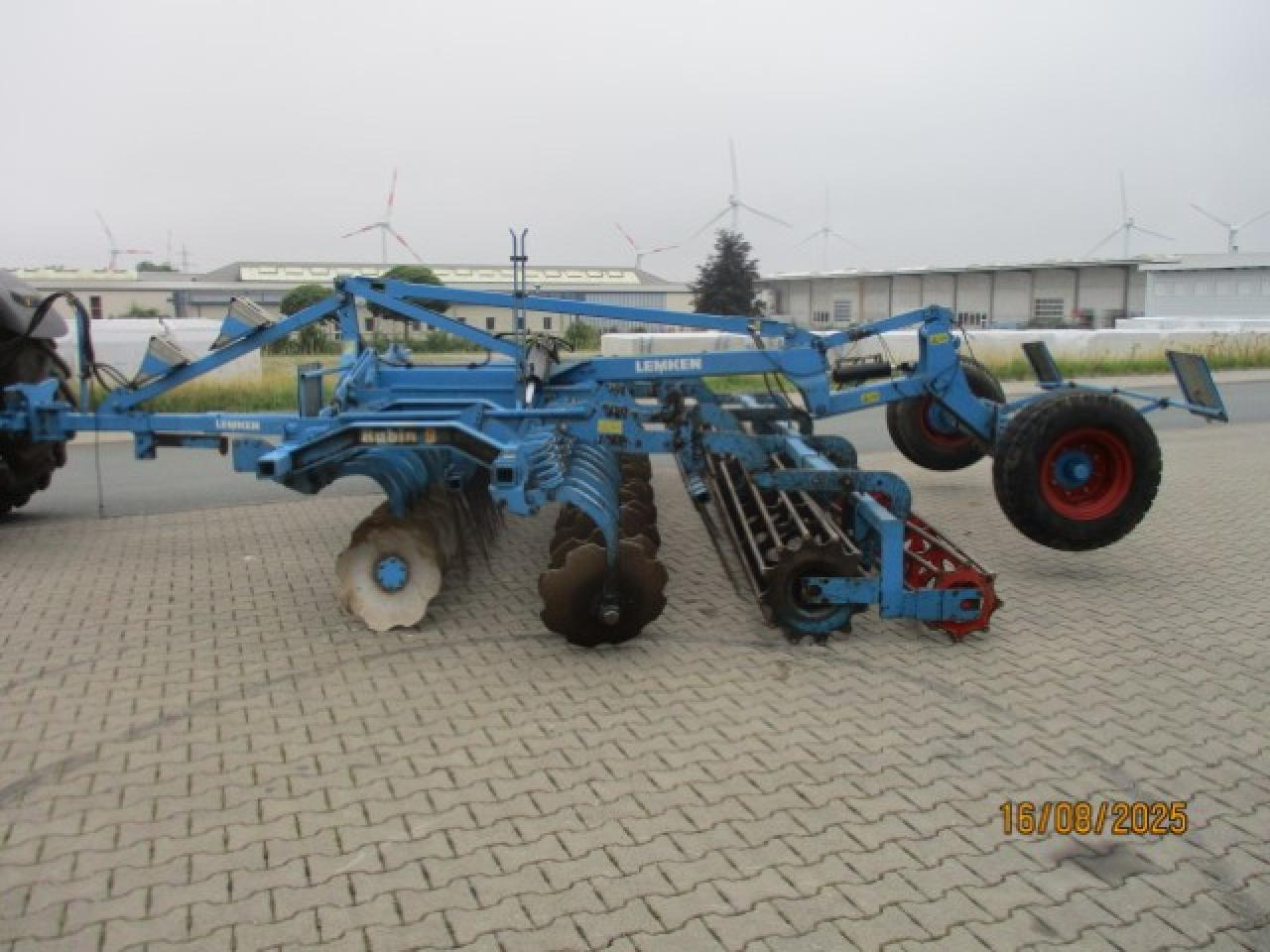 Lemken Rubin 9 500 KUEA - Cover crop: photos 4 Lemken Rubin 9 500 KUEA - Cover crop: photos 4
