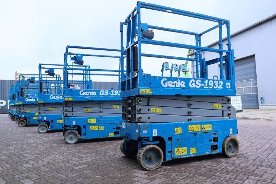 Genie GS1932 Electric, Working Height 7.8 m, 227kg Capac - Nacelle ciseaux: photos 4 Genie GS1932 Electric, Working Height 7.8 m, 227kg Capac - Nacelle ciseaux: photos 4