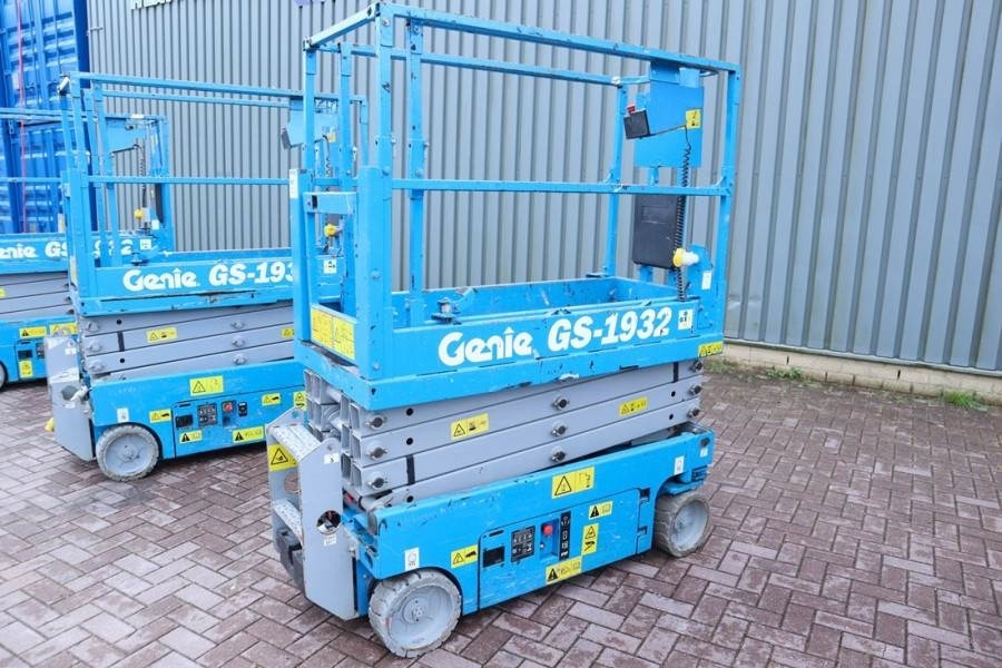 Genie GS1932 Electric, Working Height 7.8 m, 227kg Capac - Nacelle ciseaux: photos 3 Genie GS1932 Electric, Working Height 7.8 m, 227kg Capac - Nacelle ciseaux: photos 3