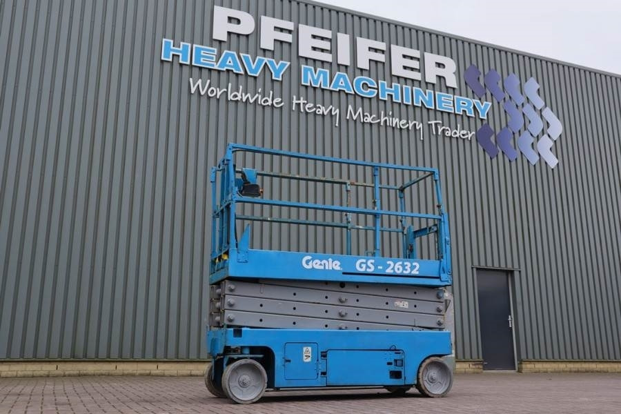 Genie GS2632 Electric, Working Height 10m, 227kg Capacit - Nacelle ciseaux: photos 1 Genie GS2632 Electric, Working Height 10m, 227kg Capacit - Nacelle ciseaux: photos 1