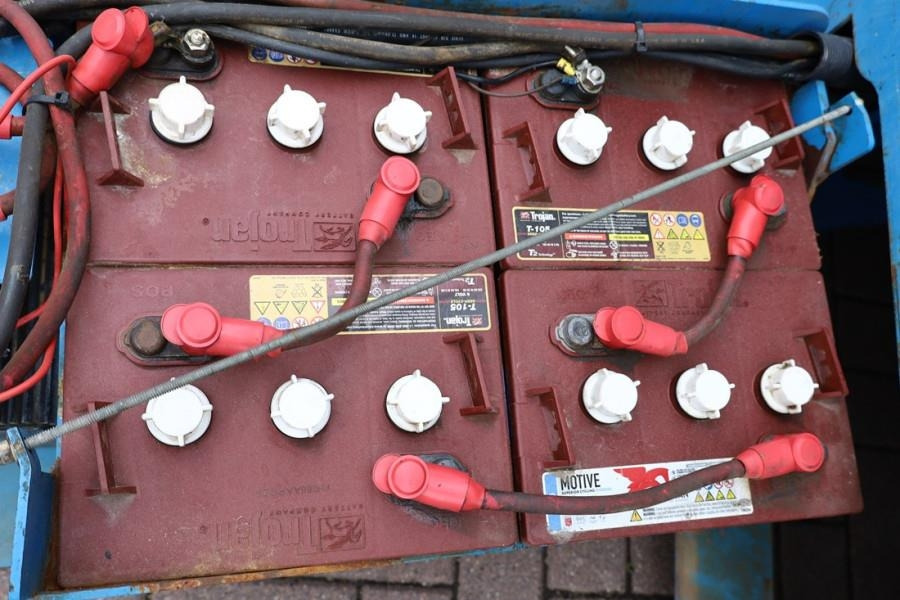 Genie GS3232 Hydraulic Outriggers, Electric, 11.75m Work - Nacelle ciseaux: photos 5 Genie GS3232 Hydraulic Outriggers, Electric, 11.75m Work - Nacelle ciseaux: photos 5