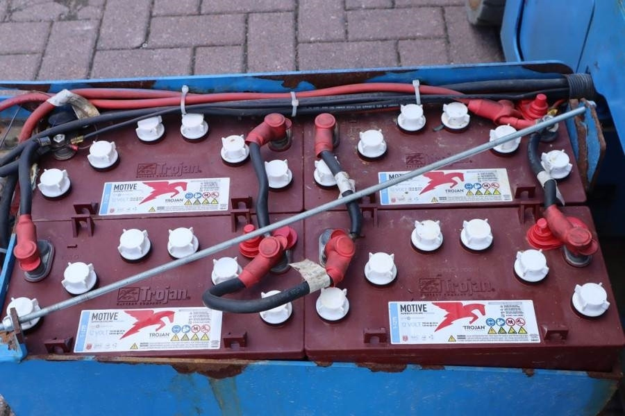 Genie GS4047 Electric, 14m Working Height, 350kg Capacit - Nacelle ciseaux: photos 4 Genie GS4047 Electric, 14m Working Height, 350kg Capacit - Nacelle ciseaux: photos 4