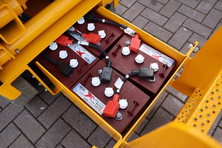 Haulotte Compact 10N Valid Iinspection, *Guarantee! 10m Wor - Nacelle ciseaux: photos 4 Haulotte Compact 10N Valid Iinspection, *Guarantee! 10m Wor - Nacelle ciseaux: photos 4