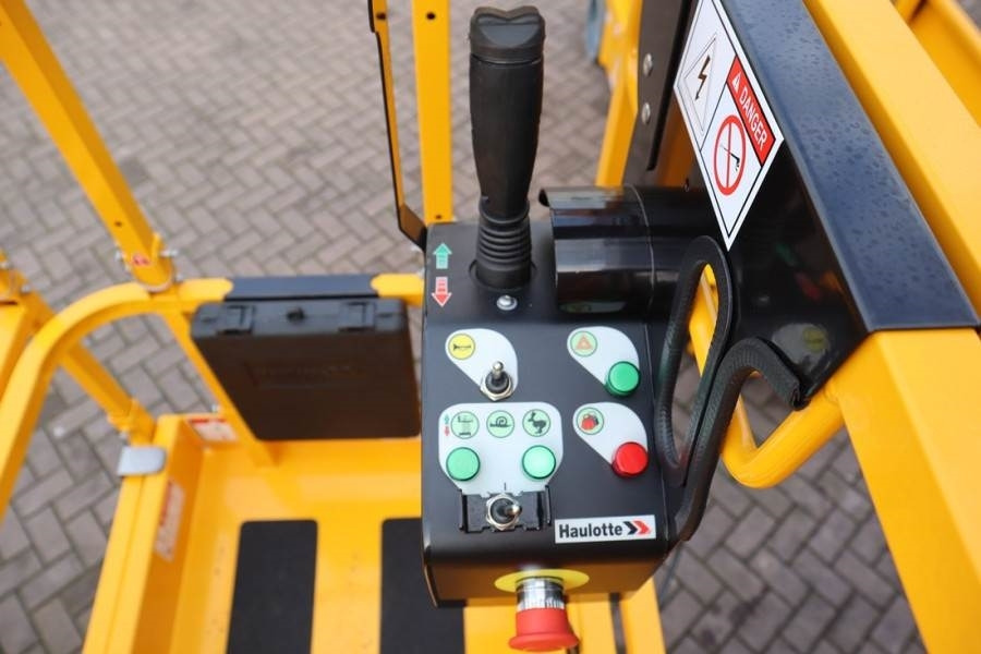 Haulotte Compact 10N Valid Inspection, *Guarantee! 10m Work - Nacelle ciseaux: photos 3 Haulotte Compact 10N Valid Inspection, *Guarantee! 10m Work - Nacelle ciseaux: photos 3