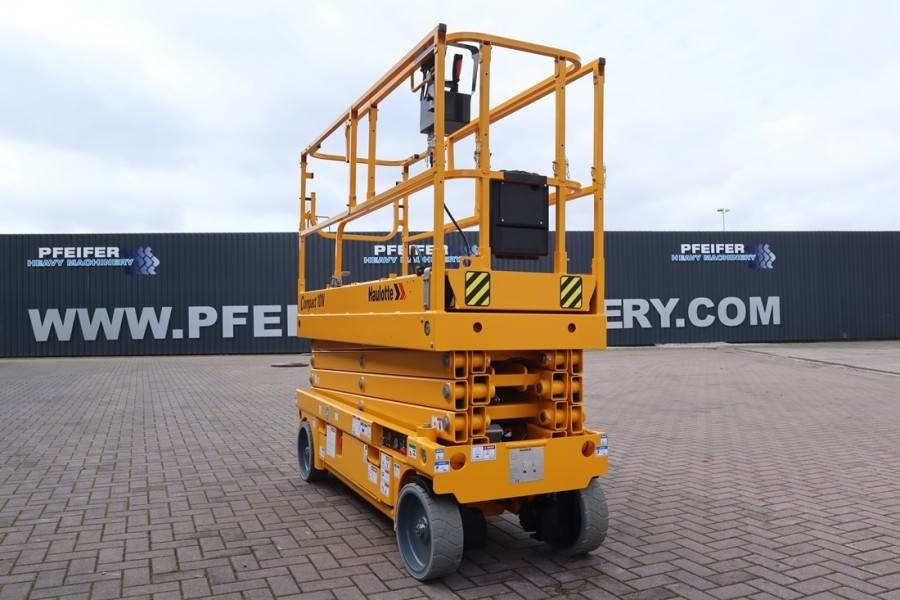 Haulotte Compact 10N Valid Inspection, *Guarantee! 10m Work - Nacelle ciseaux: photos 5 Haulotte Compact 10N Valid Inspection, *Guarantee! 10m Work - Nacelle ciseaux: photos 5