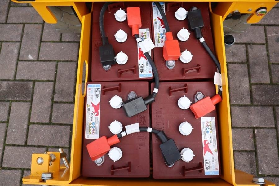 Haulotte Compact 10N Valid Inspection, *Guarantee! 10m Work - Nacelle ciseaux: photos 3 Haulotte Compact 10N Valid Inspection, *Guarantee! 10m Work - Nacelle ciseaux: photos 3