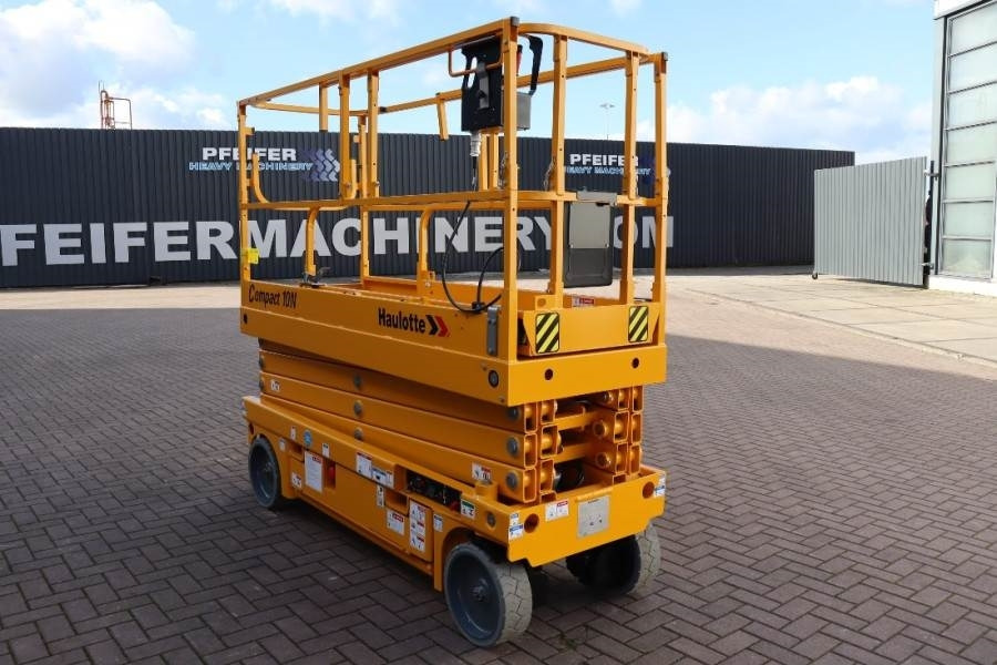Haulotte Compact 10N Valid Inspection, *Guarantee! 10m Work - Nacelle ciseaux: photos 2 Haulotte Compact 10N Valid Inspection, *Guarantee! 10m Work - Nacelle ciseaux: photos 2