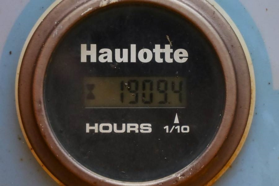 Haulotte H12SXL Diesel, 4x4 Drive, 12m Working Height, 700k - Nacelle ciseaux: photos 5 Haulotte H12SXL Diesel, 4x4 Drive, 12m Working Height, 700k - Nacelle ciseaux: photos 5