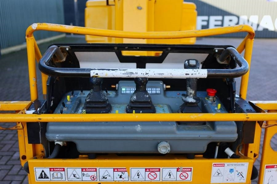 Haulotte HA16RTJ Pro Diesel, 4x4x4 Drive, 16 m Working Heig - Nacelle articulée: photos 4 Haulotte HA16RTJ Pro Diesel, 4x4x4 Drive, 16 m Working Heig - Nacelle articulée: photos 4