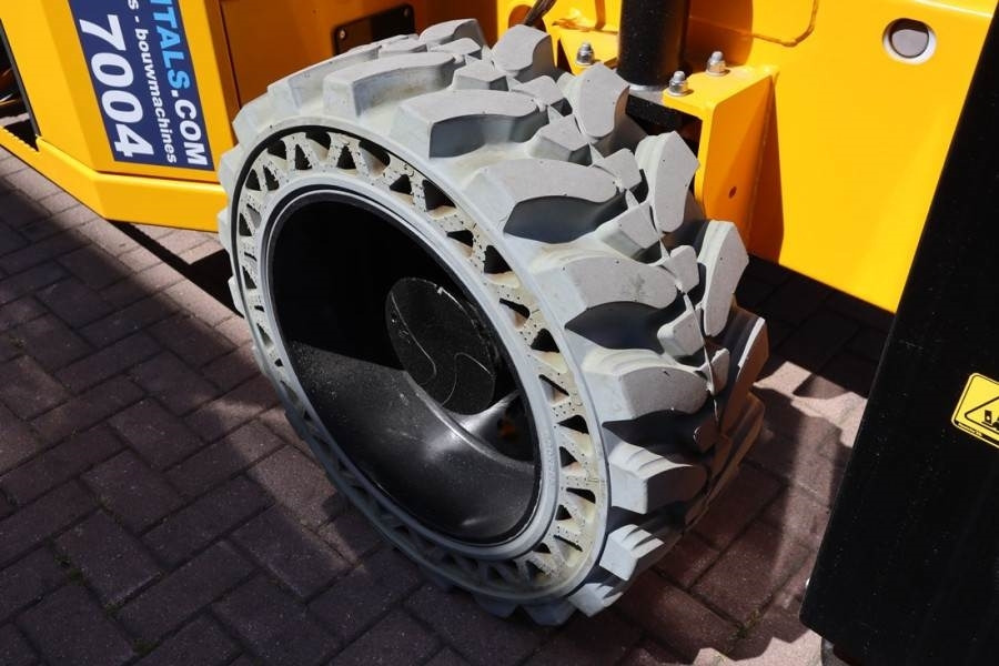 Nacelle ciseaux Haulotte HS18EPRO Valid Inspection, Full Electric 4x4 Drive: photos 10 Nacelle ciseaux Haulotte HS18EPRO Valid Inspection, Full Electric 4x4 Drive: photos 10