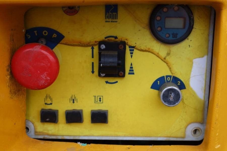 Haulotte STAR 12 Electric, 12m Working Height, 3m Reach, 21  - Nacelle articulée: photos 4 Haulotte STAR 12 Electric, 12m Working Height, 3m Reach, 21  - Nacelle articulée: photos 4