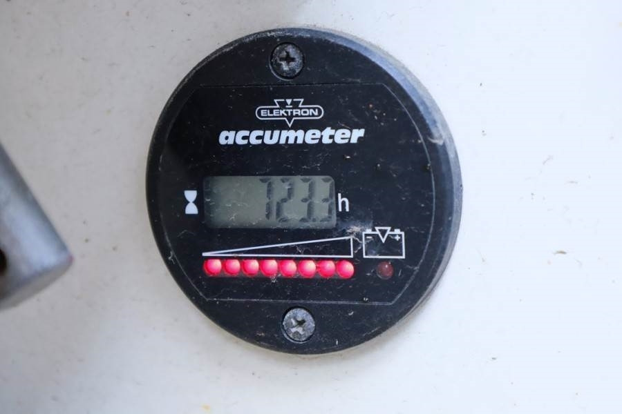 Holland Lift Ecostar HL-11812 Electric, 14m Working Height, 300 - Nacelle ciseaux: photos 5 Holland Lift Ecostar HL-11812 Electric, 14m Working Height, 300 - Nacelle ciseaux: photos 5