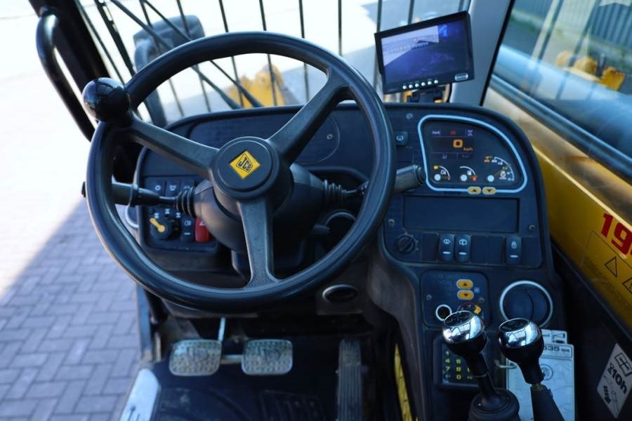 JCB 535-125 Diesel, 4x4x4 Drive, 12.5m Lifting Height, - Chariot télescopique: photos 5 JCB 535-125 Diesel, 4x4x4 Drive, 12.5m Lifting Height, - Chariot télescopique: photos 5