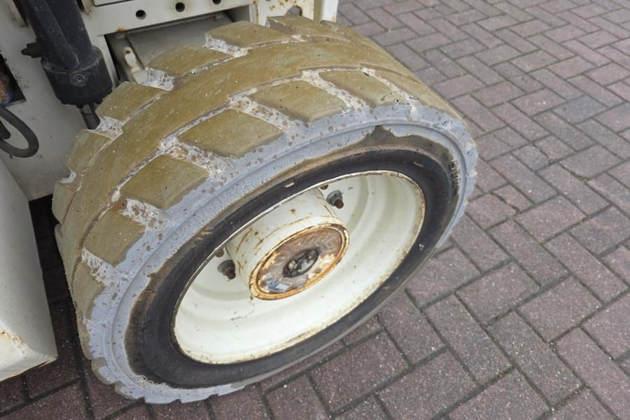 Nacelle ciseaux JLG 4069LE Electric, 14.2m Working Height, 360kg Capac: photos 11 Nacelle ciseaux JLG 4069LE Electric, 14.2m Working Height, 360kg Capac: photos 11