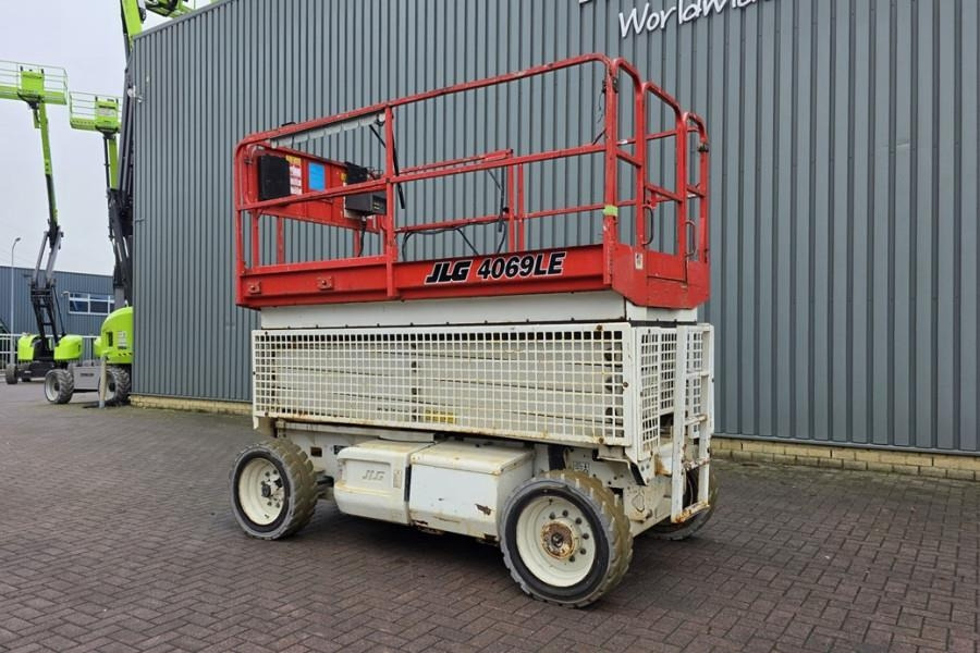 Nacelle ciseaux JLG 4069LE Electric, 14.2m Working Height, 360kg Capac: photos 9 Nacelle ciseaux JLG 4069LE Electric, 14.2m Working Height, 360kg Capac: photos 9