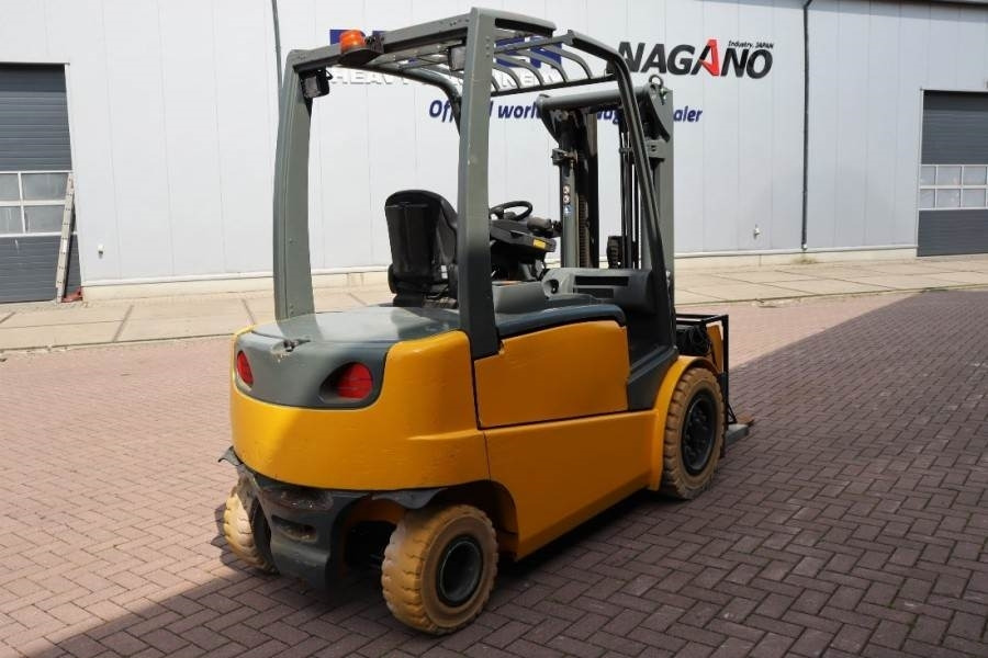 Jungheinrich EFG535 Electric, Lifting Height 4700mm, Freelift 1 - Chariot élévateur diesel: photos 2 Jungheinrich EFG535 Electric, Lifting Height 4700mm, Freelift 1 - Chariot élévateur diesel: photos 2