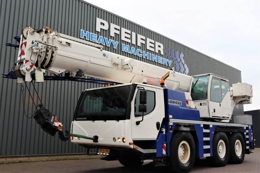 Liebherr LTM1050-3.1 6x4 Drive And 6-Wheel Steering, 50t Ca - Grue tout-terrain: photos 1 Liebherr LTM1050-3.1 6x4 Drive And 6-Wheel Steering, 50t Ca - Grue tout-terrain: photos 1