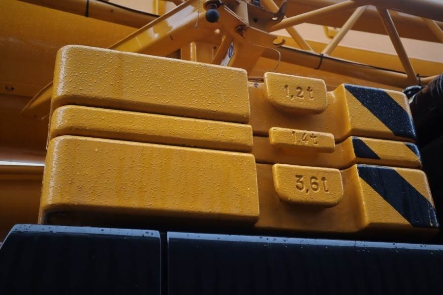 Grue tout-terrain Liebherr LTM1070-4.2 Dutch Vehicle Registration, Valid Insp: photos 9