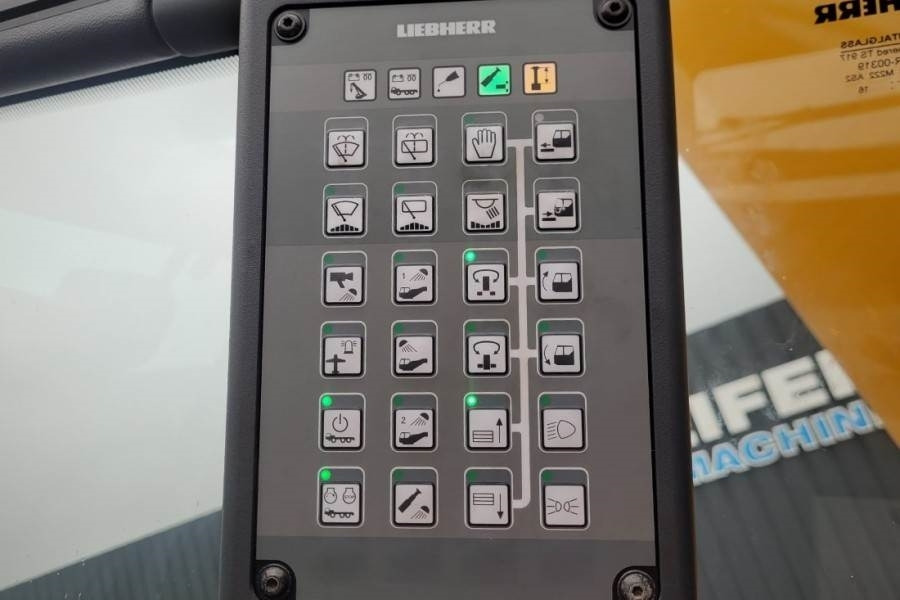 Grue tout-terrain Liebherr LTM1070-4.2 Dutch Vehicle Registration, Valid Insp: photos 20