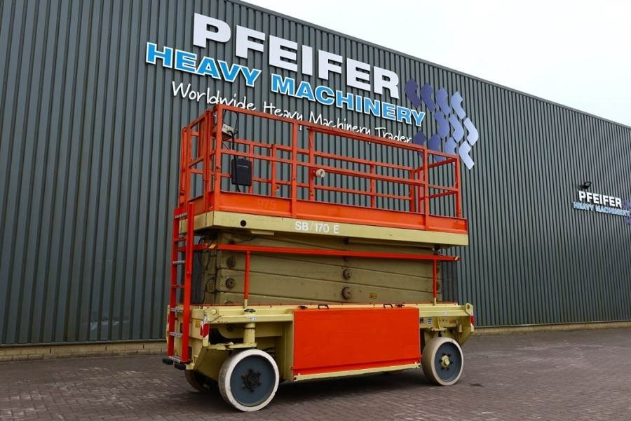 Liftlux SL153-12 Electric, 17.3m Working Height, 500kg Cap - Nacelle ciseaux: photos 1 Liftlux SL153-12 Electric, 17.3m Working Height, 500kg Cap - Nacelle ciseaux: photos 1
