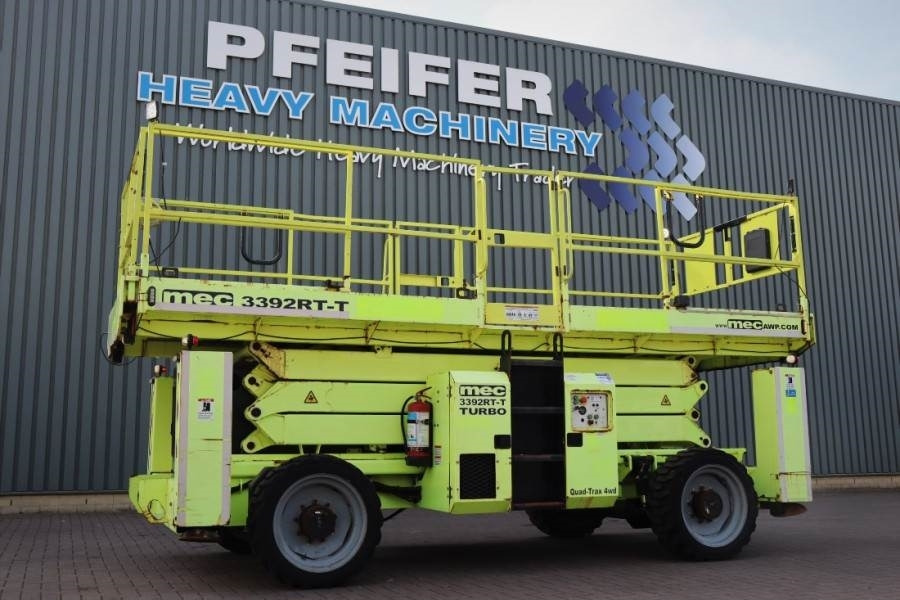 MEC 3392RT-T Diesel, 4x4 Drive, 12m Working Height, 12 - Nacelle ciseaux: photos 1 MEC 3392RT-T Diesel, 4x4 Drive, 12m Working Height, 12 - Nacelle ciseaux: photos 1
