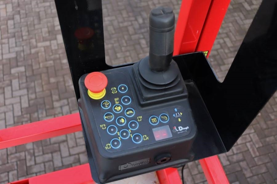 Magni DS1823RT New And Available Directly From Stock, Di - Nacelle ciseaux: photos 4 Magni DS1823RT New And Available Directly From Stock, Di - Nacelle ciseaux: photos 4