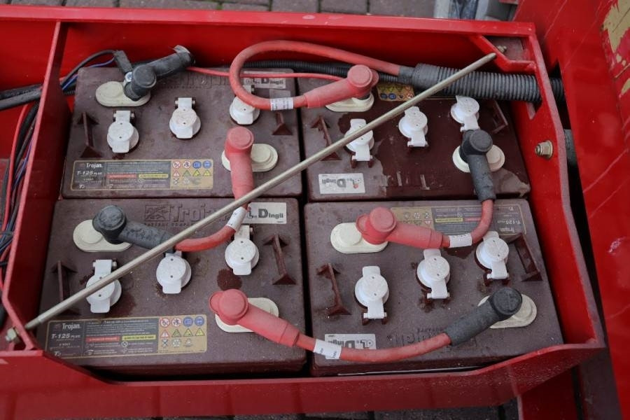 Magni ES1212E Valid inspection, *Guarantee! Electric, 12 - Nacelle ciseaux: photos 5 Magni ES1212E Valid inspection, *Guarantee! Electric, 12 - Nacelle ciseaux: photos 5