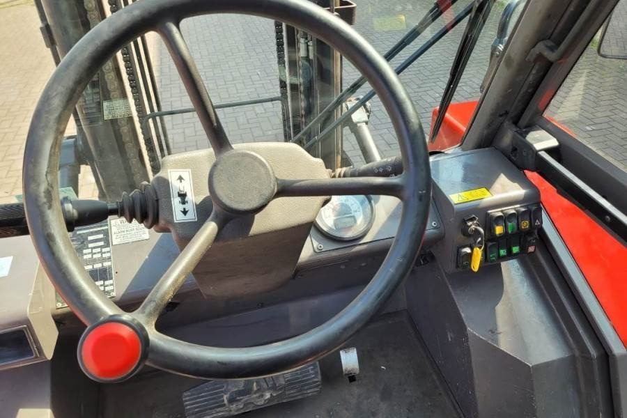 Manitou M30-4 Valid Inspection, *Guarantee, Diesel, 4x4 Dr - Chariot tout terrain: photos 4 Manitou M30-4 Valid Inspection, *Guarantee, Diesel, 4x4 Dr - Chariot tout terrain: photos 4