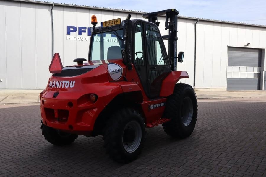 Manitou M30-4 Valid inspection, *Guarantee, Diesel, 4x4 Dr - Chariot tout terrain: photos 2 Manitou M30-4 Valid inspection, *Guarantee, Diesel, 4x4 Dr - Chariot tout terrain: photos 2
