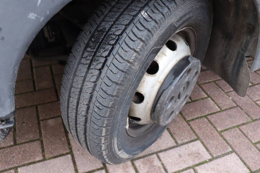 Camion avec nacelle Palfinger P260B Dutch Registration, Driving Licence B/3, Die: photos 13 Camion avec nacelle Palfinger P260B Dutch Registration, Driving Licence B/3, Die: photos 13